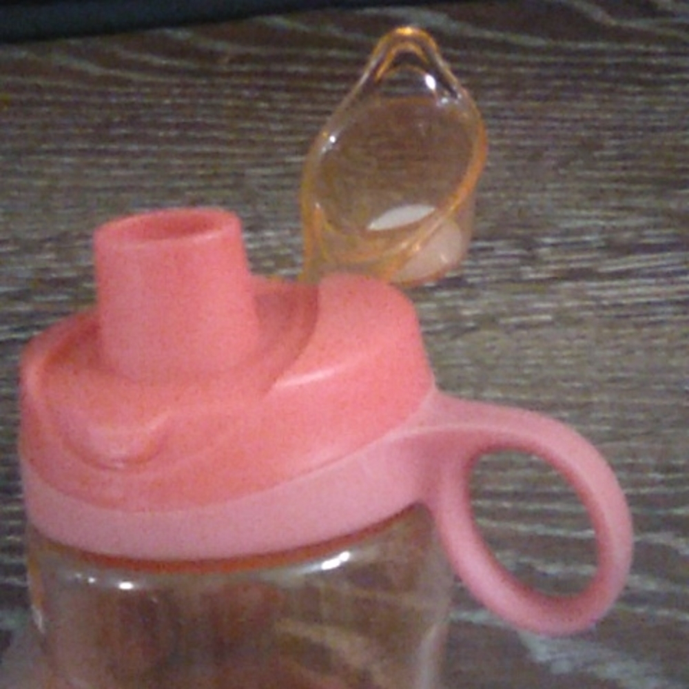 Reusable water bottle - Picture 4 of 7
